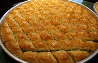Baklavada üretim düştü, fiyat arttı