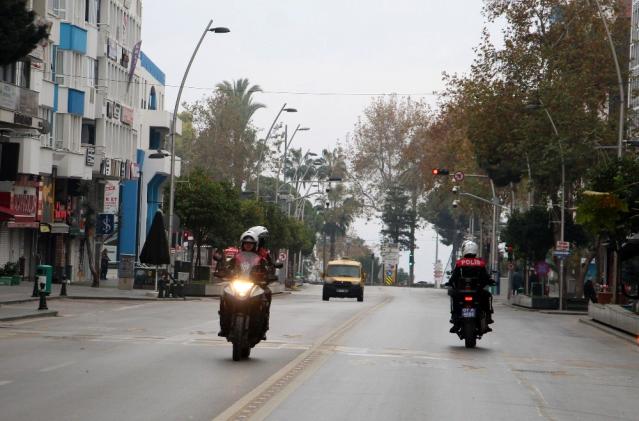  Gidecek yerim yok diyen vatandaşa, sokağa çıkma yasağını ihlalden ceza yazıldı