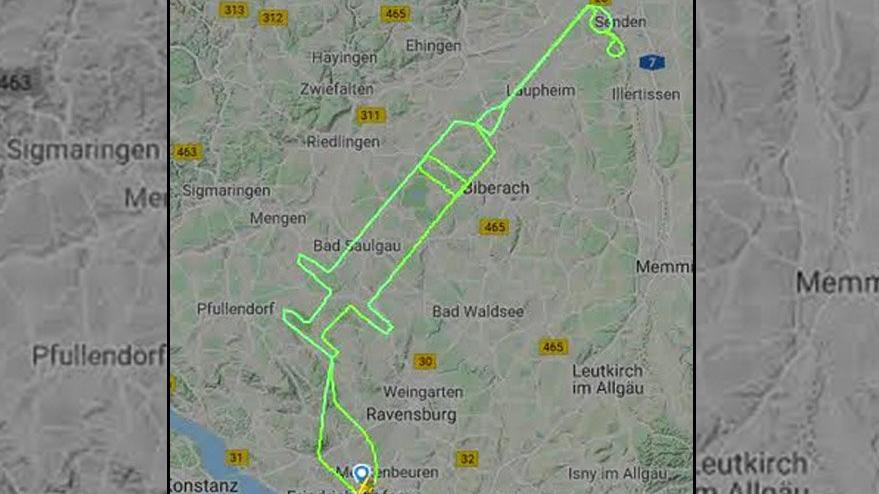 Havada corona aşısını çizdi