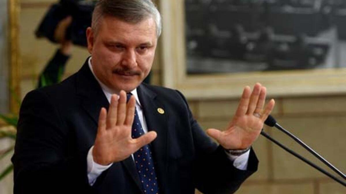 AKP'li eski vekil TSK'dan Fetullahçı diye atılmış