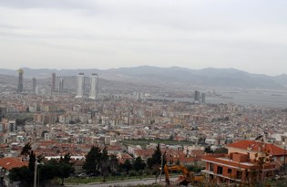 Depremzedeler yeni bina arıyor, arz talebi karşılayamıyor