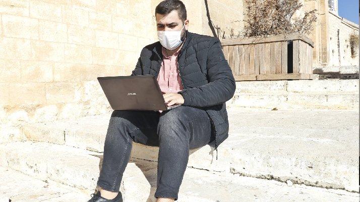 Arabasını internetten satışa çıkardı... Dolandırıcıların tuzağına düştü