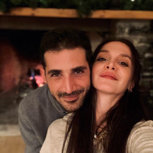 3 hafta önce evlenen şarkıcı Cemre Kemer hamile mi?