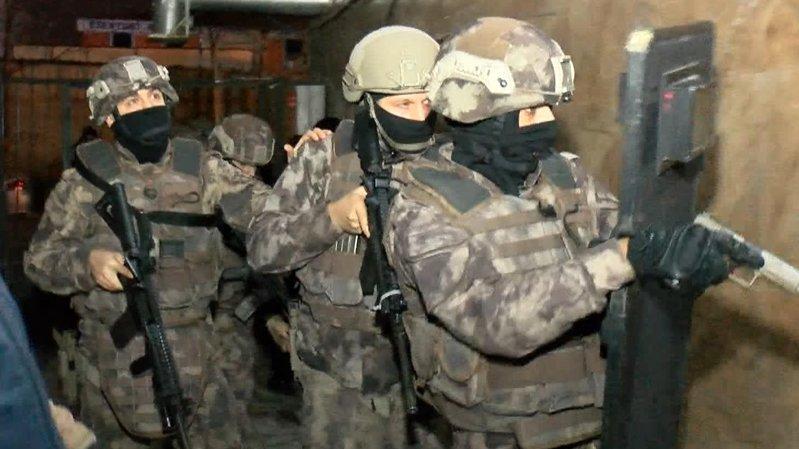 İstanbul'da 14 adreste IŞİD'e operasyon