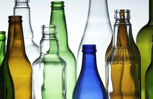 Bir cam şişenin geri dönüşümü 25 dakikalık elektriğe bedel