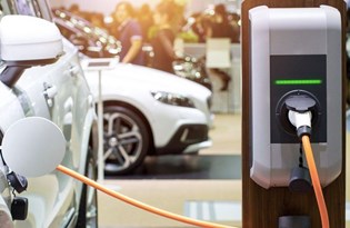 Shell, İngiltere’nin en büyük elektrikli araç şarj ağını satın aldı