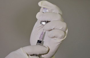 Pfizer-Biontech’ten '21 gün' açıklaması: Koruma verisi yok