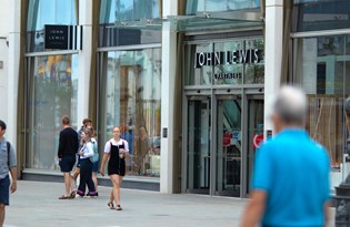 İngiliz perakende devi1500 kişiyi işten çıkarıyor