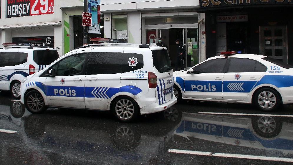 Bankaya giren hırsızlar elektrikli ısıtıcı çaldı