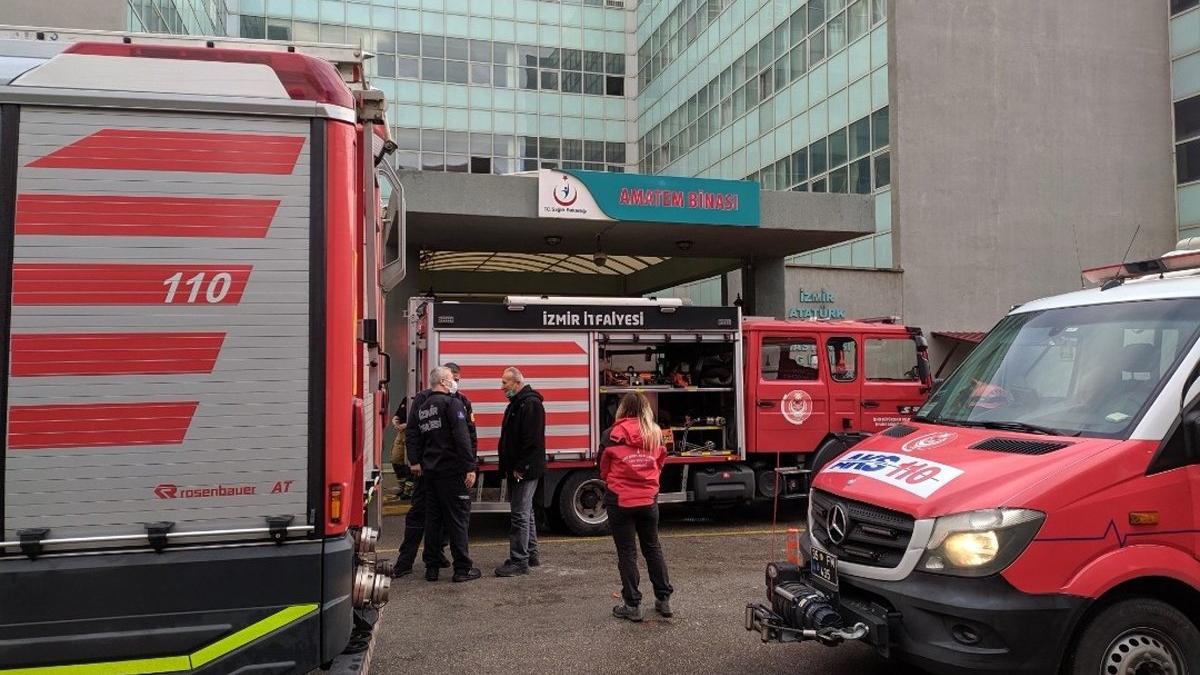 Hastanede yangın paniği: Psikiyatri hastası yatağını yaktı