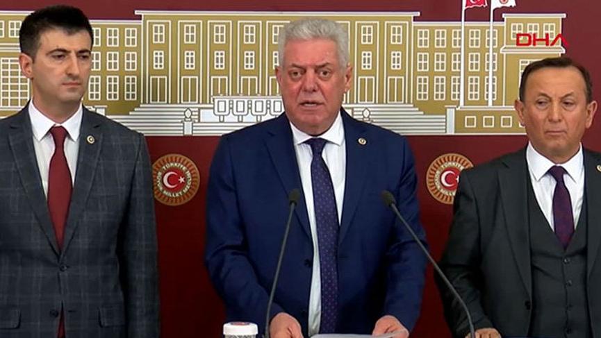 Üç milletvekili CHP'den istifa etti