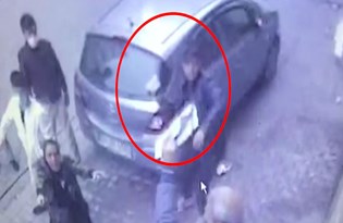 ‘‘Kargomu neden eve getirmiyorsun’’ diyerek saldırdılar