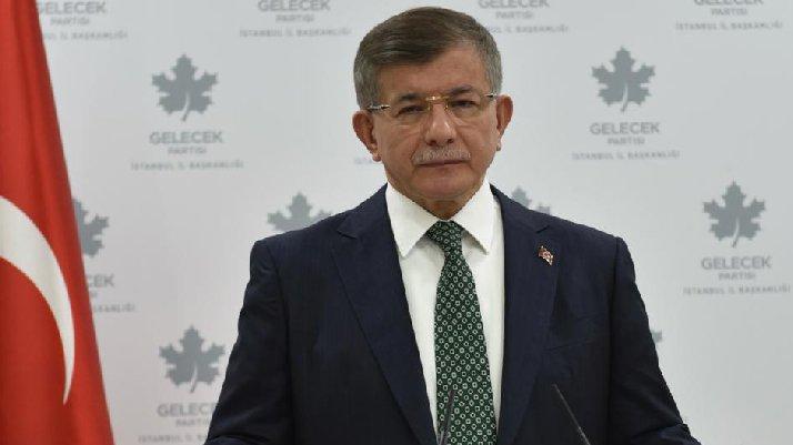 Davutoğlu'ndan Soylu ve Gül'e çok sert sözler