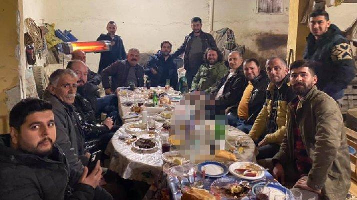 Belediye başkanının tepki çeken doğum günü partisi