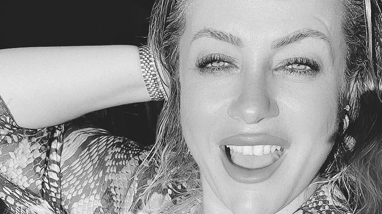 Yeliz Yeşilmen'in kızının bacaklarına kaynar su döküldü