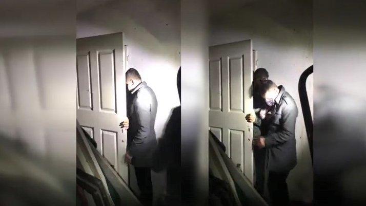 İstanbul'da kumar baskını: Kapı arkasında böyle yakalandılar