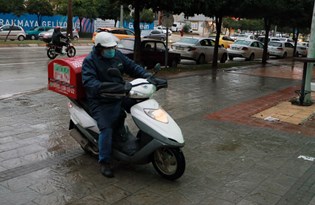 Pandemide 160'tan fazla kurye hayatını kaybetti