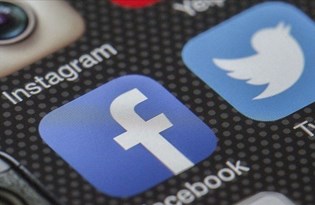 Trump’ı engellediler, 51,2 milyar dolar değer kaybettiler