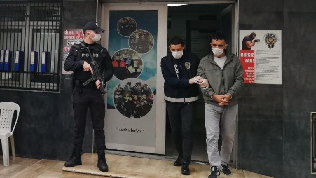 Hırsız evde yakalandı, yalanı şaşırttı