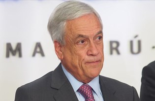 Şili Devlet Başkanı Pinera'ya maskesiz gezdiği için para cezası kesildi