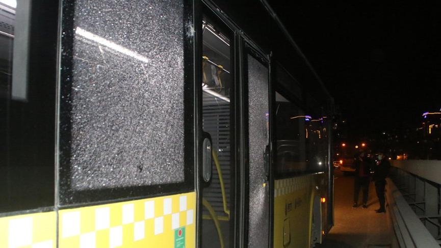İki İETT otobüsüne taşlı saldırı