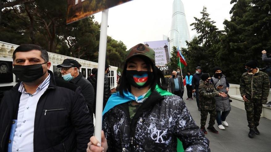 Azerbaycan'da son 24 saatte 341 corona vakası