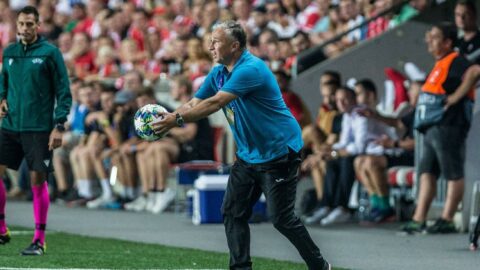 Dan Petrescu en geç Pazartesi günü Kayseri`de