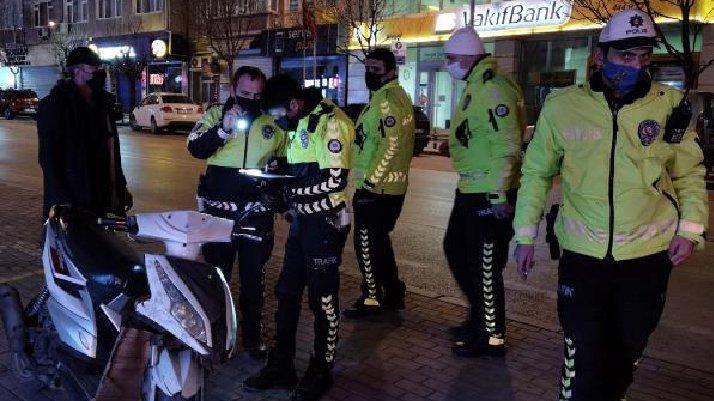 Cezaevi firarisi,<a class=