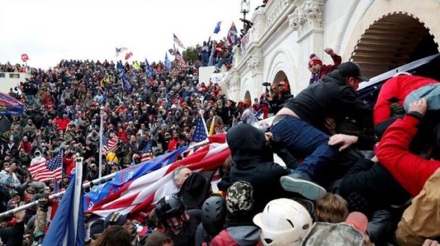 Kongre baskını oldu koronavirüs unutuldu! ABD'de korkunç rekor; bir gün içinde 4 binden fazla insan öldü