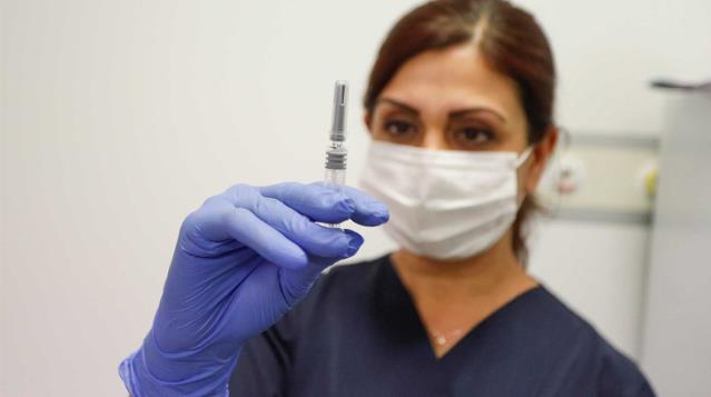 Koronavirüs aşısı için randevu nasıl alınır? Bilim Kurulu Üyesi Prof. Dr. Ateş Kara tek tek anlattı