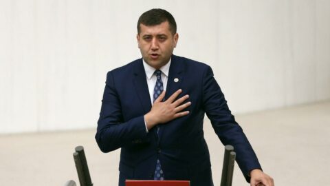 MHP Kayseri Milletvekili Baki Ersoy, Beşiktaş`tan özür diledi