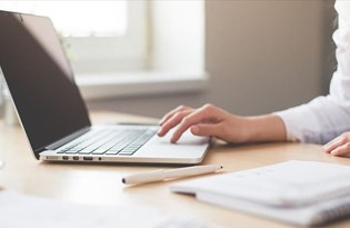 Avrupa Parlamentosu'ndan işverene mesai dışında 