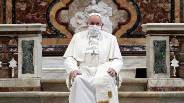 Papa Francis'in doktoru koronavirüs nedeniyle hayatını kaybetti