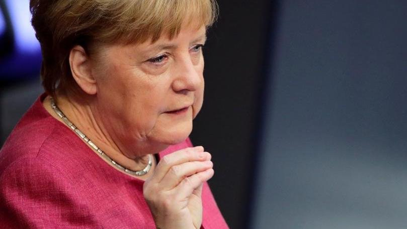 Almanya'da corona kısıtlamalarının süresi uzatıldı