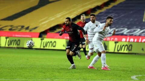 Gaziantep FK, Hatayspor karşısında 90+8`de yıkıldı! Kendi kalesine...