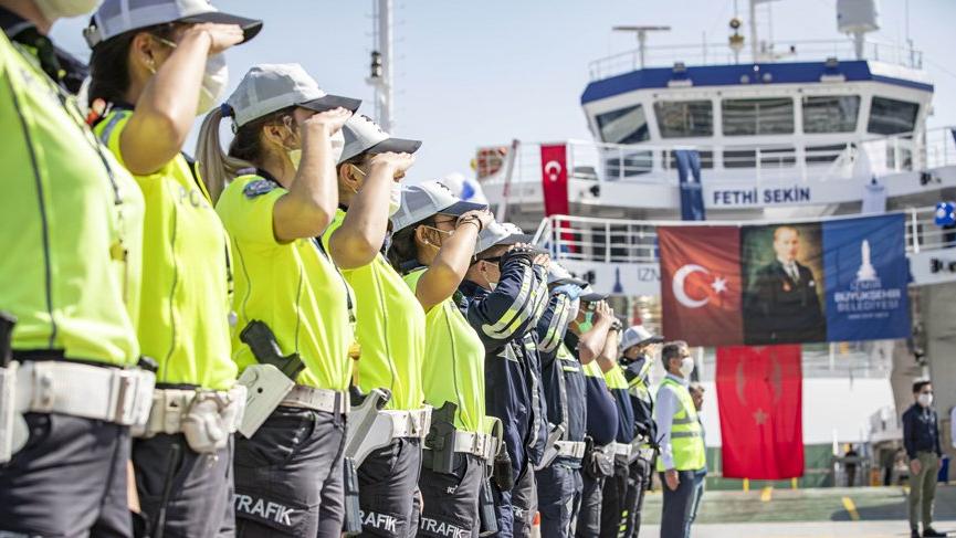 Fethi Sekin'in adı İzmir Körfezi'nde yaşatılacak