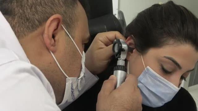 Sivas'ta koronavirüs geçiren iki kişide ani işitme kaybı görüldü! Uzman isimden uyarı geldi