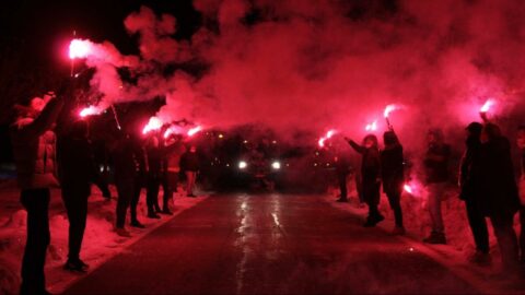 Fenerbahçe`ye coşkulu karşılama