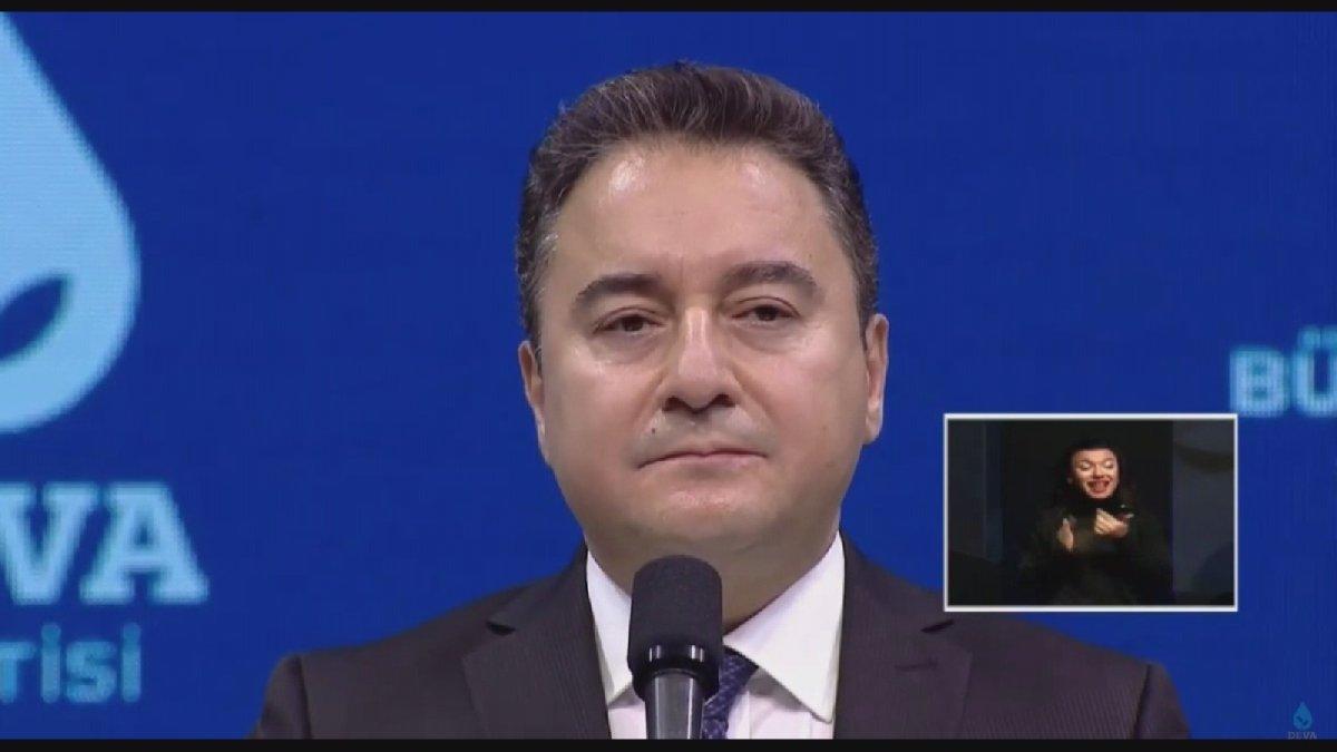 Ali Babacan ağlayarak kız kardeşini anlattı