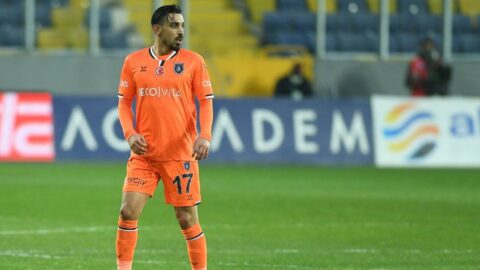 Başakşehir İrfan Can Kahveci pazarlığında Galatasaray`a 2 teklif sundu