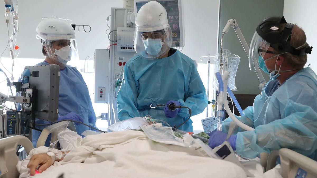 Hastaneden çıkan 4 kişiden 3'ü aynı şeyi söylüyor: Coronanın etkisi aylardır geçmiyor