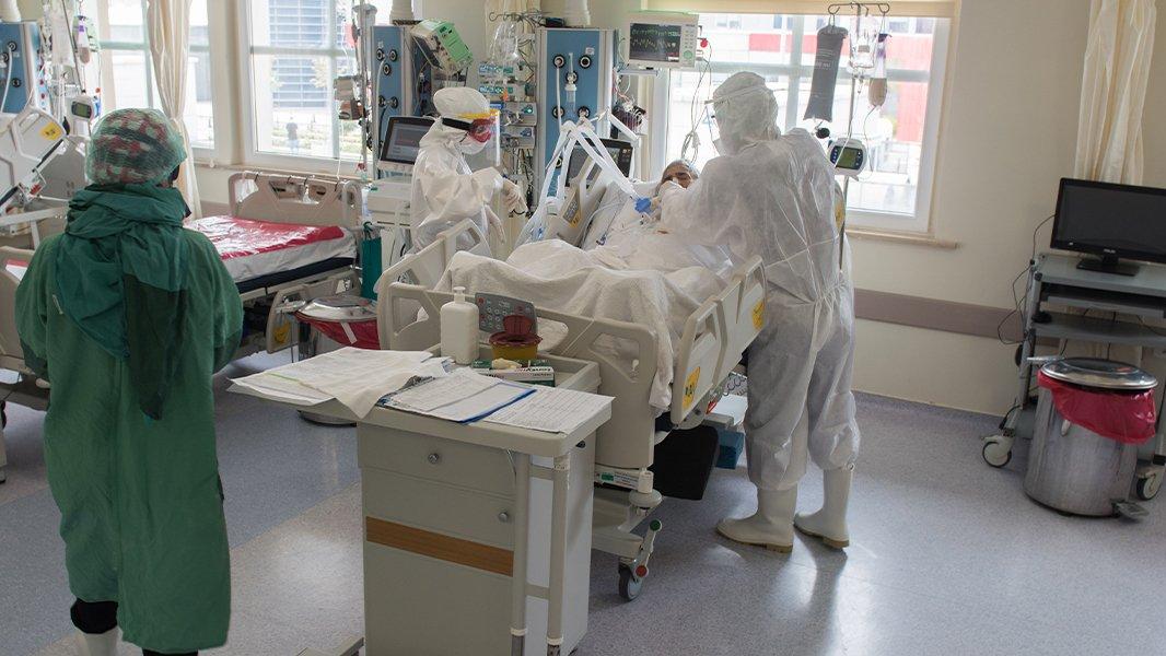 Mutasyonlu coronanın tedavisi farklı mı?