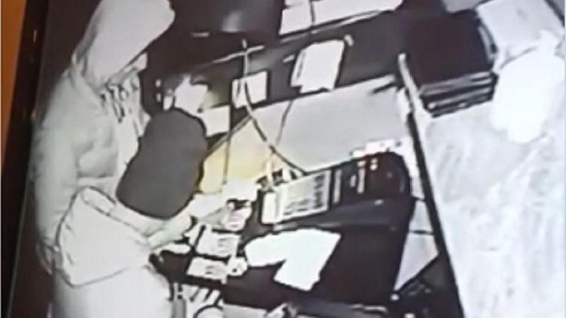 İzmir'de çocuk yaştaki suç makineleri kıskıvrak yakalandı