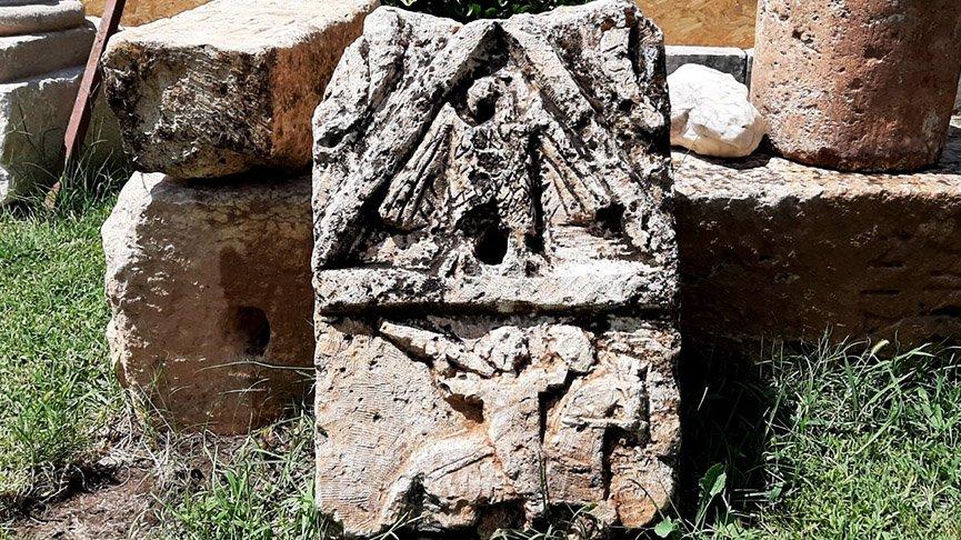 Köy çeşmesinde kullanılan tarihi eseri jandarma fark etti