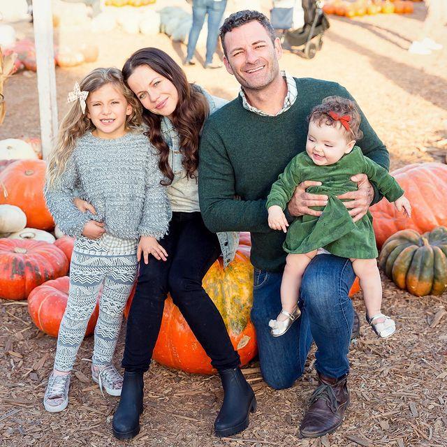 Ünlü oyuncu Tammin Sursok 'Kocam koronaya yakalandı' diyerek gözyaşlarına boğuldu Ünlü oyuncu Tammin Sursok 'Kocam koronaya yakalandı' diyerek gözyaşlarına boğuldu