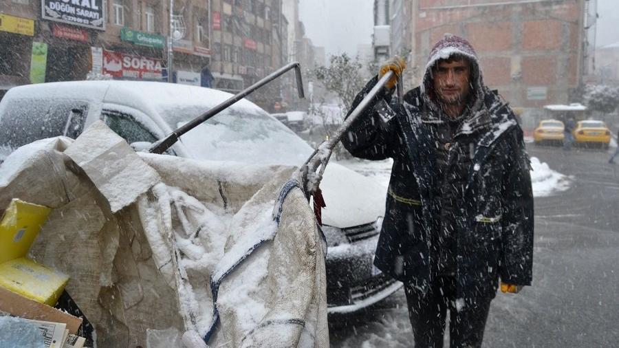 'Ekonomik kriz yok' diyenler Hakan'ı dinlesin!