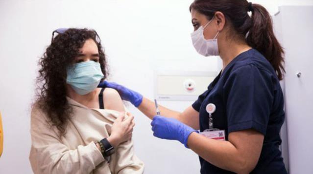 Zengin ülkeler koronavirüs aşılarının çoğunu satın aldı, yoksul ülkeler 2022'ye kadar beklemek zorunda kaldı