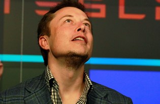 Tesla araba satarak kazandığından fazlasını Bitcoin ile kazandı