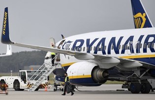 Ryanair'in 1 milyar doların üzerinde zarar etmesi bekleniyor