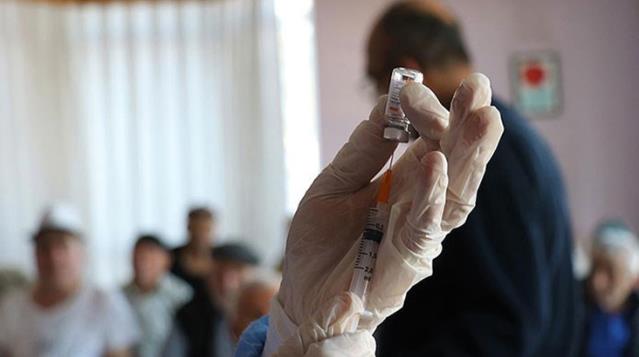 Aşı dolandırıcılarına karşı uyarılar art arda geliyor: Ölüme bile neden olabilir Aşı dolandırıcılarına karşı uyarılar art arda geliyor: Ölüme bile neden olabilir